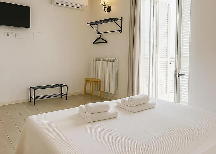 Re Bafè Affittacamere Syracuse